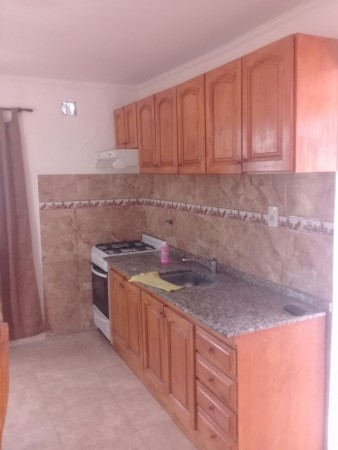 ALQUILER MONOAMBIENTE AMOBLADO