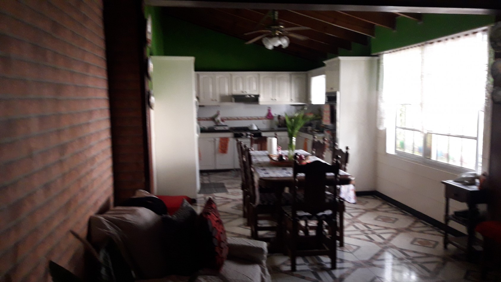 VENTA - CHALET 7 AMBIENTES