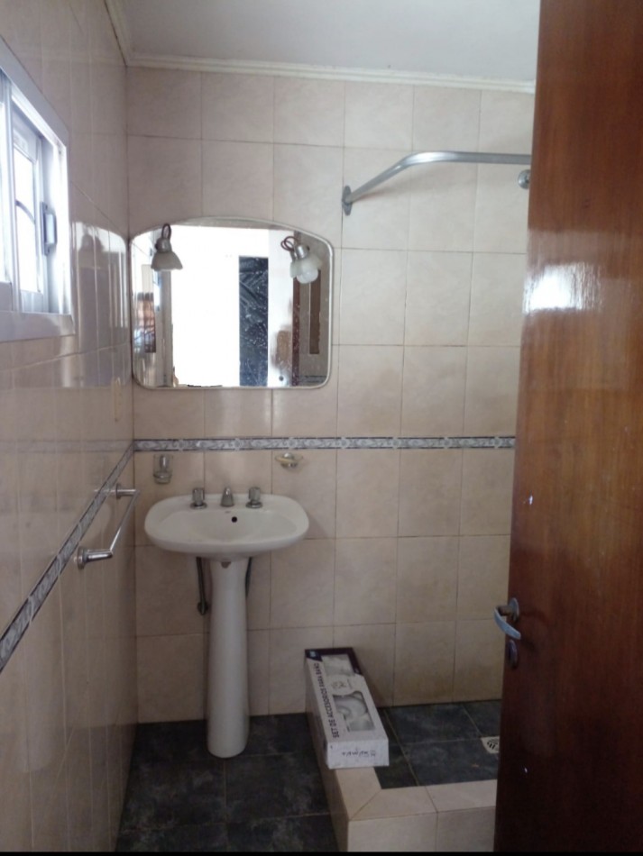 ALQUILER - PH 2 ambientes por escalera