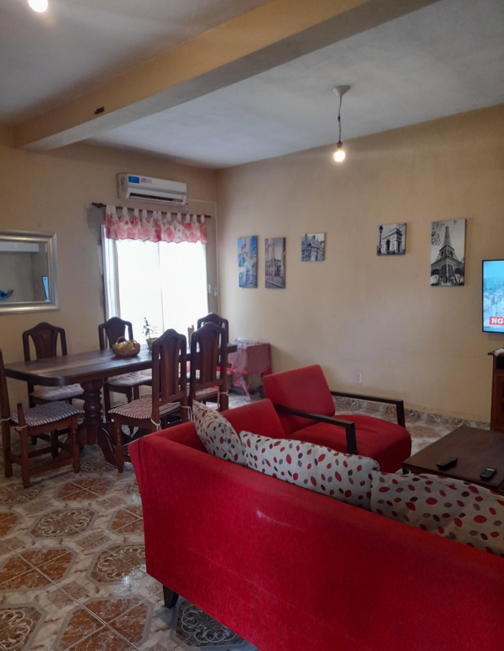 VENTA - CASA CON TERRENO