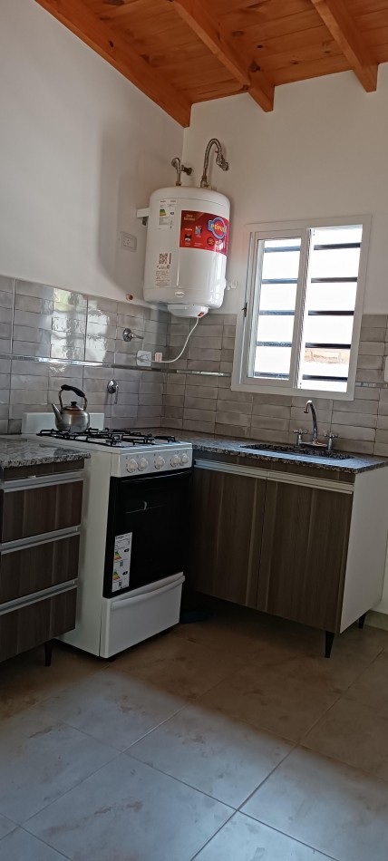 VENTA - CASA 3 AMBIENTES