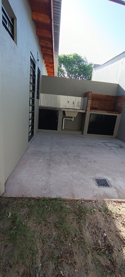 VENTA - CASA 3 AMBIENTES