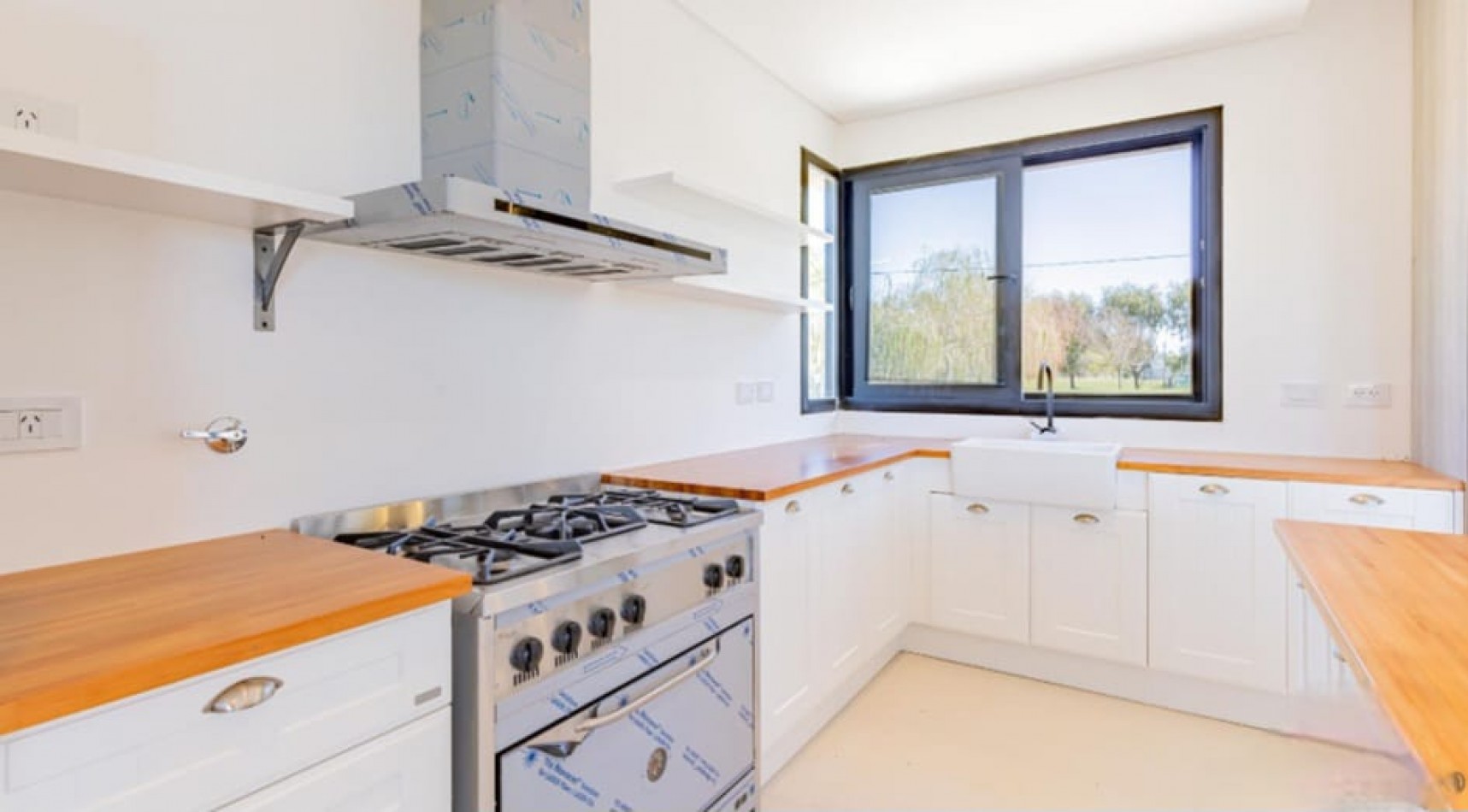 VENTA CASA EN CAMPOS DE ROCA II