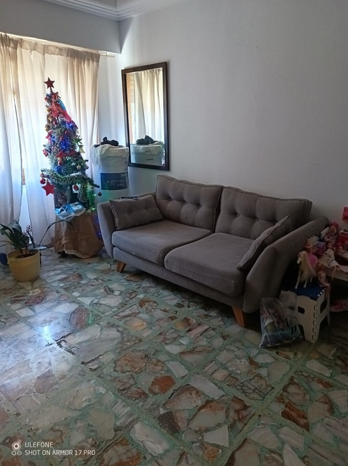 ALQUILER - Excelente Chalet