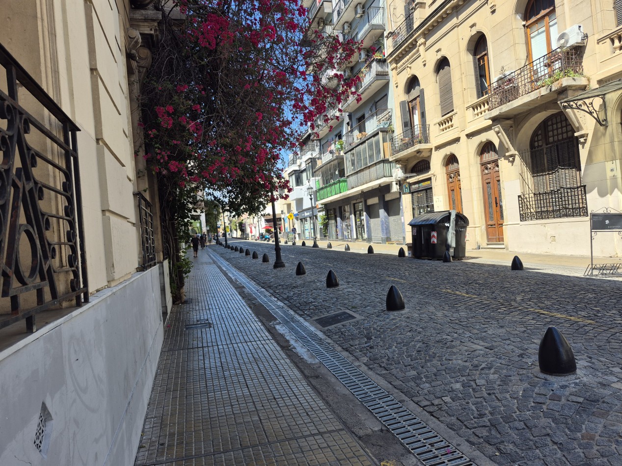 ALQUILER - PH 2 AMBIENTES