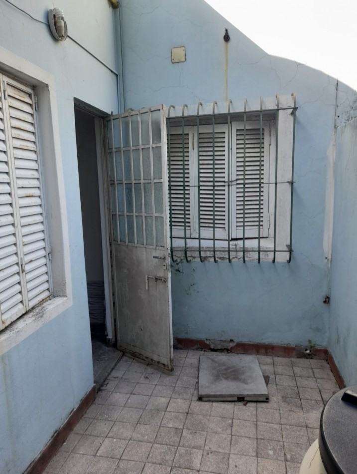 ALQUILER - PH 3 AMBIENTES A METROS DE ALSINA