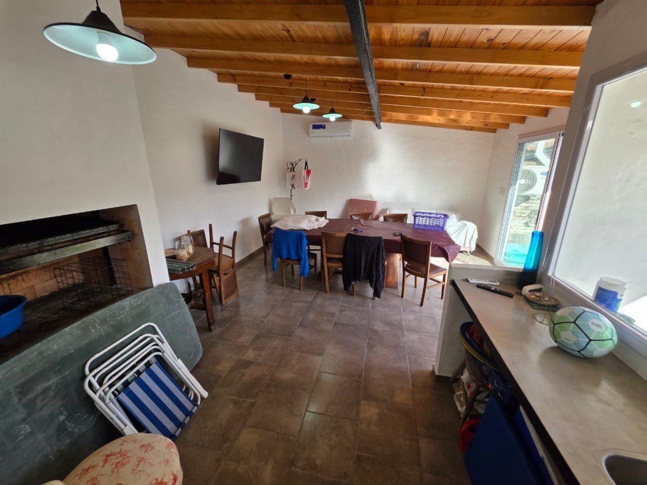 VENTA - CHALET 3 AMBIENTES EN JOSE MARMOL