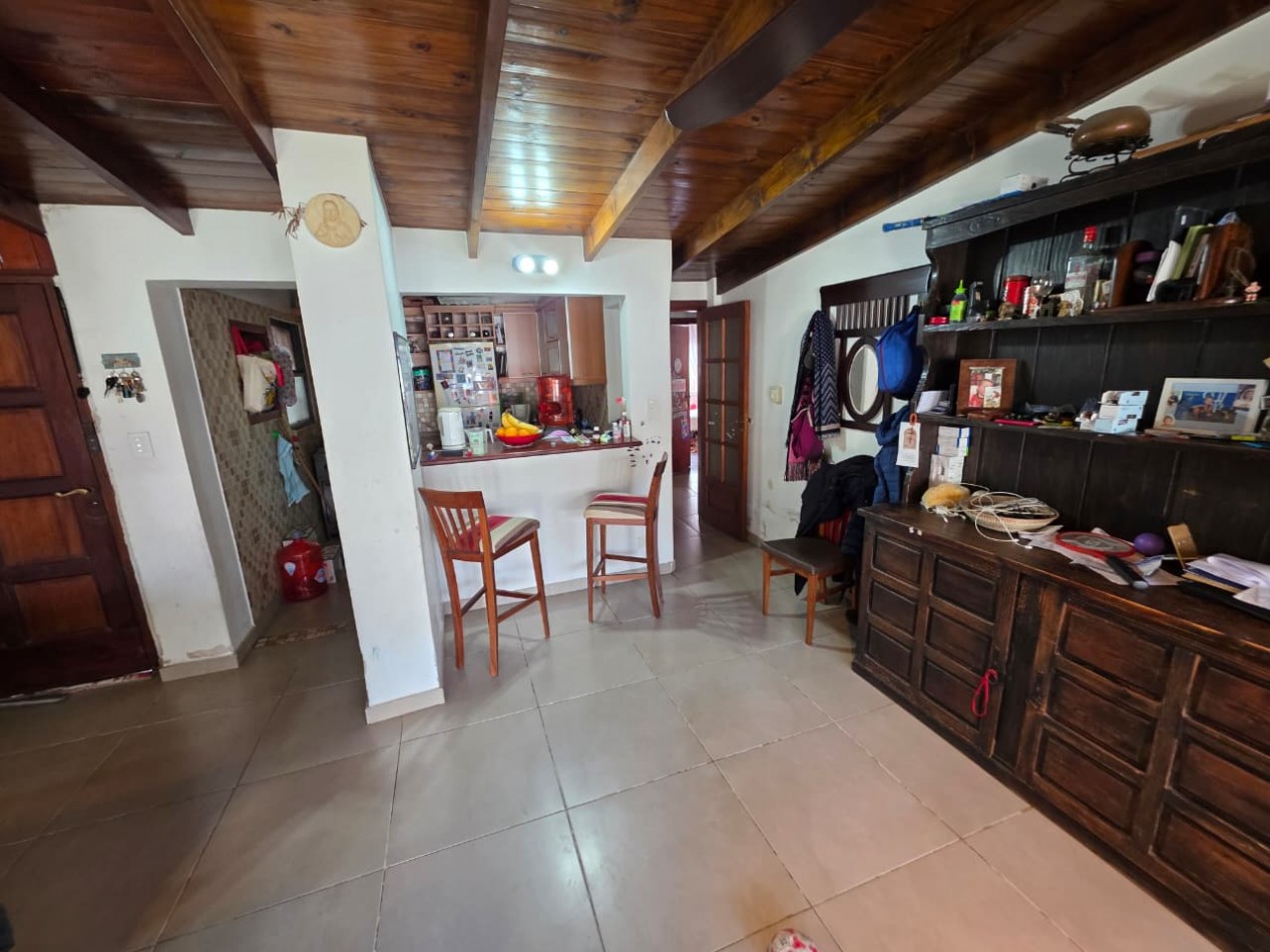 VENTA - CHALET 3 AMBIENTES EN JOSE MARMOL