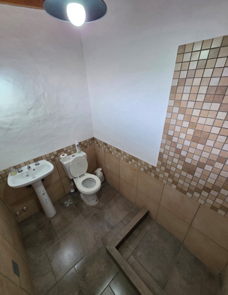 VENTA - CHALET 3 AMBIENTES EN JOSE MARMOL