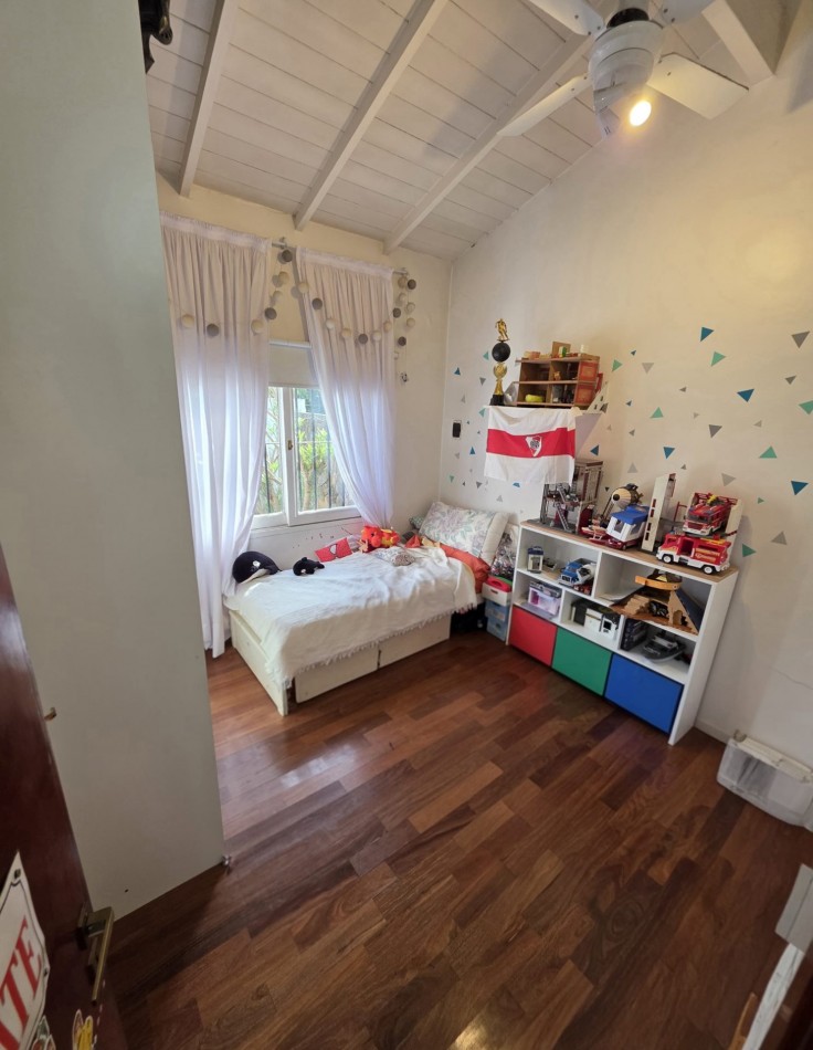 VENTA - CHALET 3 AMBIENTES EN JOSE MARMOL