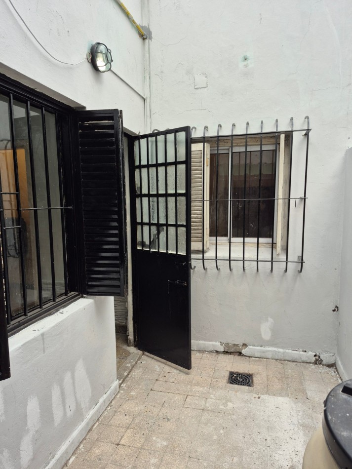 ALQUILER - PH 3 AMBIENTES A METROS DE ALSINA