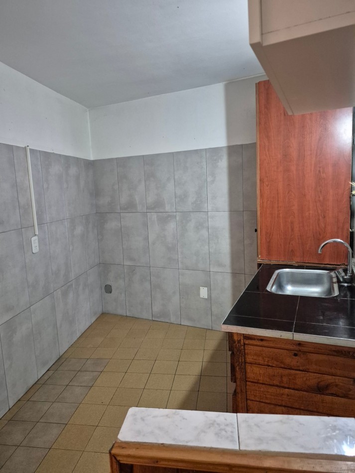 ALQUILER - AMPLIO PH 2 AMBIENTES CON PATIO