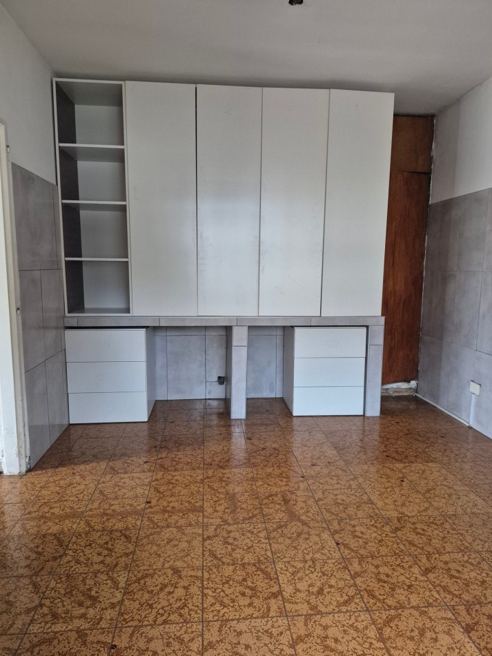 ALQUILER - AMPLIO PH 2 AMBIENTES CON PATIO