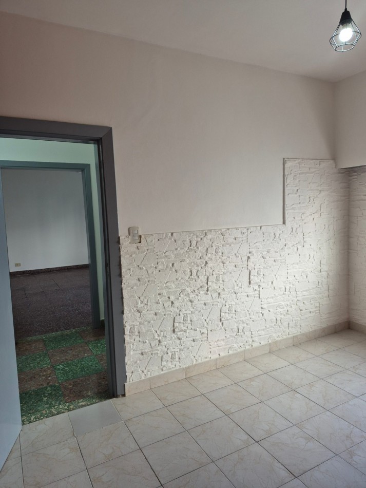 ALQUILER - AMPLIO PH 2 AMBIENTES CON PATIO