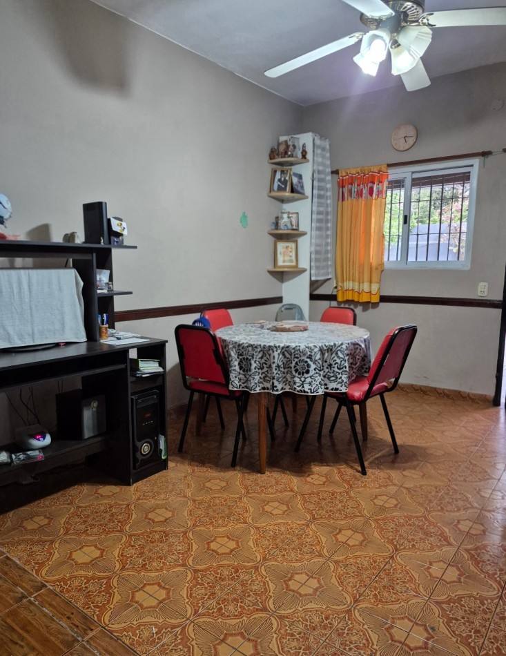 VENTA - CASA 3 AMBIENTES