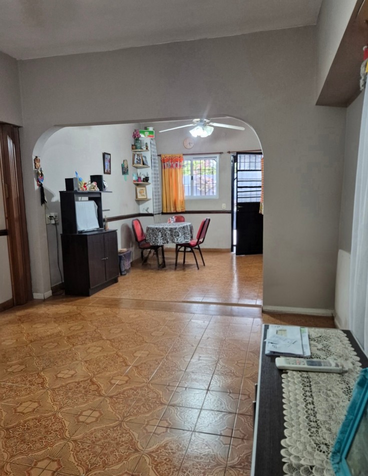 VENTA - CASA 3 AMBIENTES