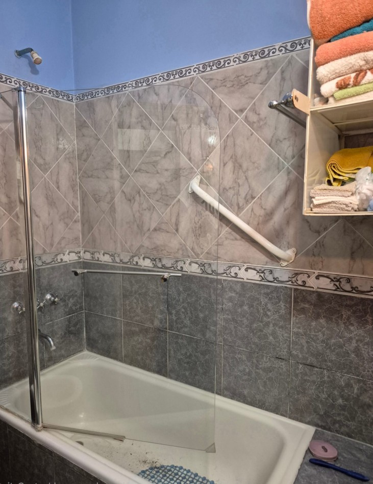 VENTA - CASA 3 AMBIENTES