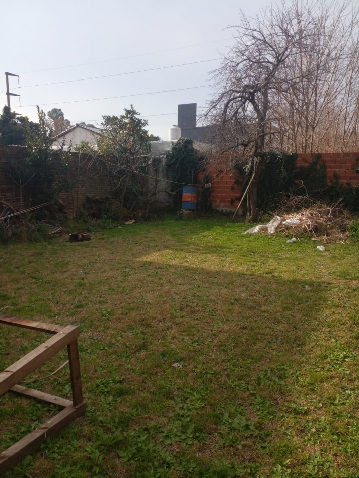 VENTA - CASA 3 AMBIENTES A REFACCIONAR