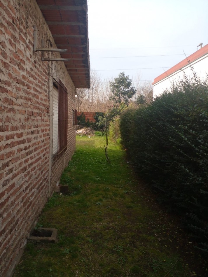 VENTA - CASA 3 AMBIENTES A REFACCIONAR