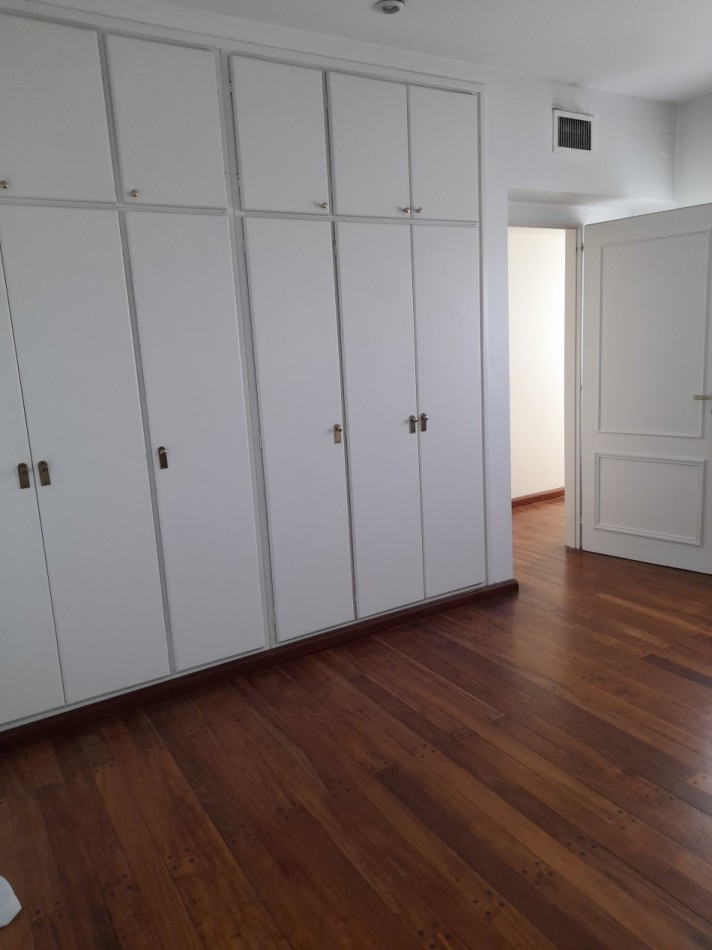 VENTA - CHALET EN ALVEAR CHICO