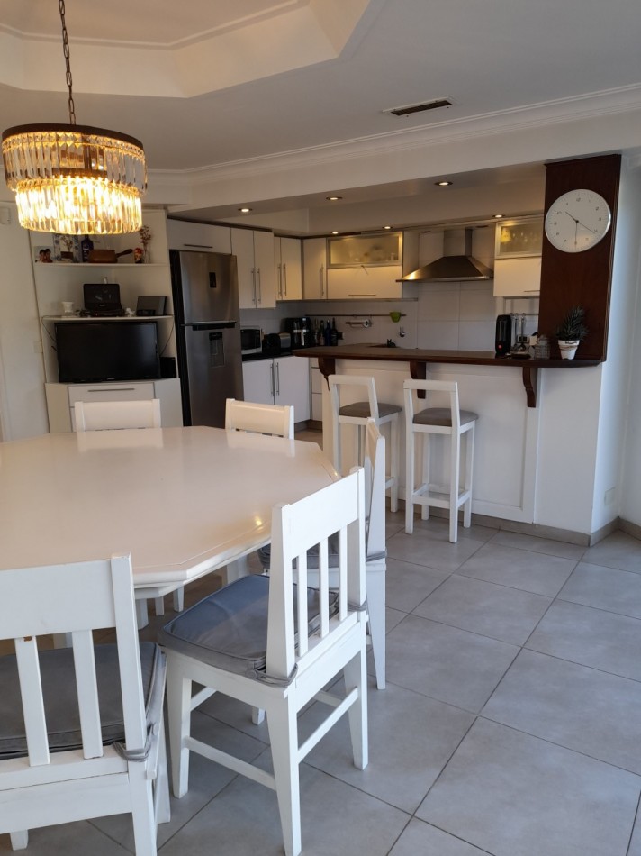 VENTA - CHALET EN ALVEAR CHICO