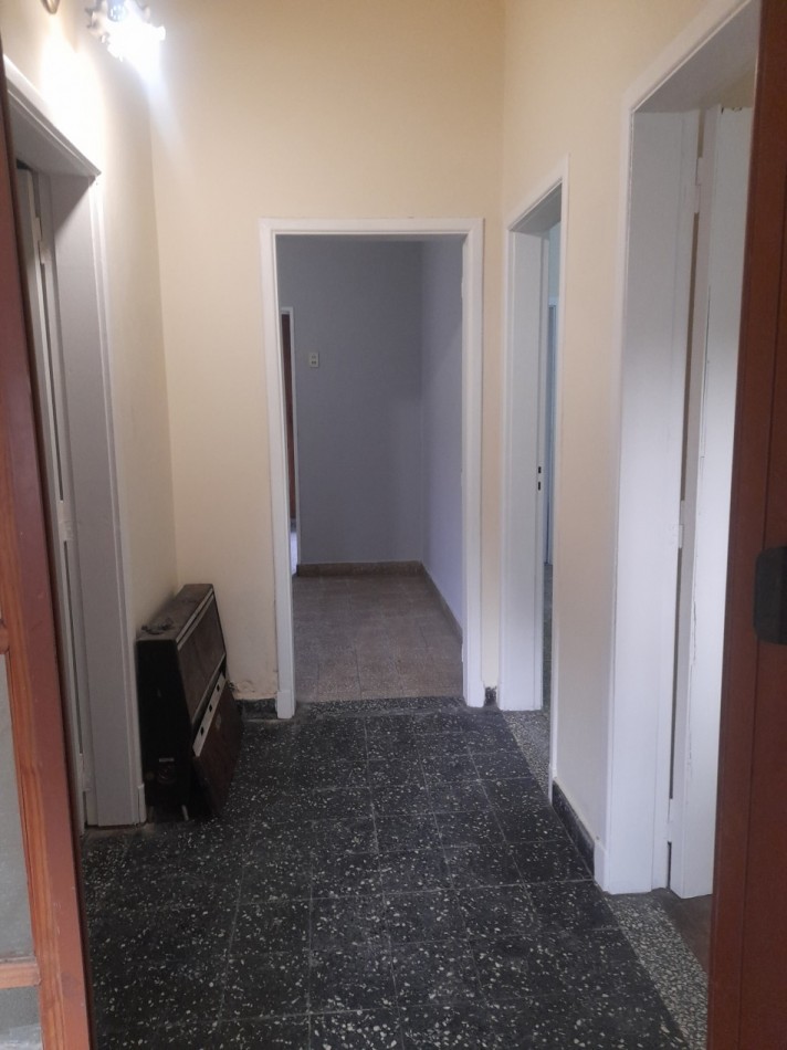 VENTA -  Casa con amplio lote