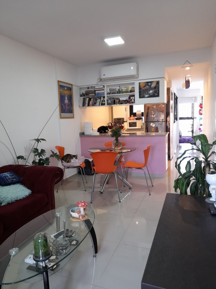 VENTA - Departamento 2 ambientes c/cochera