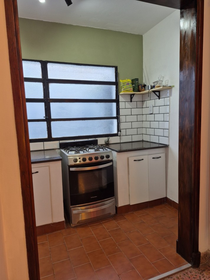 VENTA - PH 2 ambientes amplio