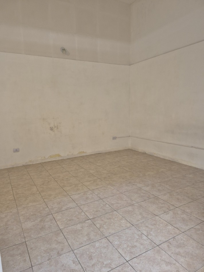 ALQUILER - PH 2 AMBIENTES