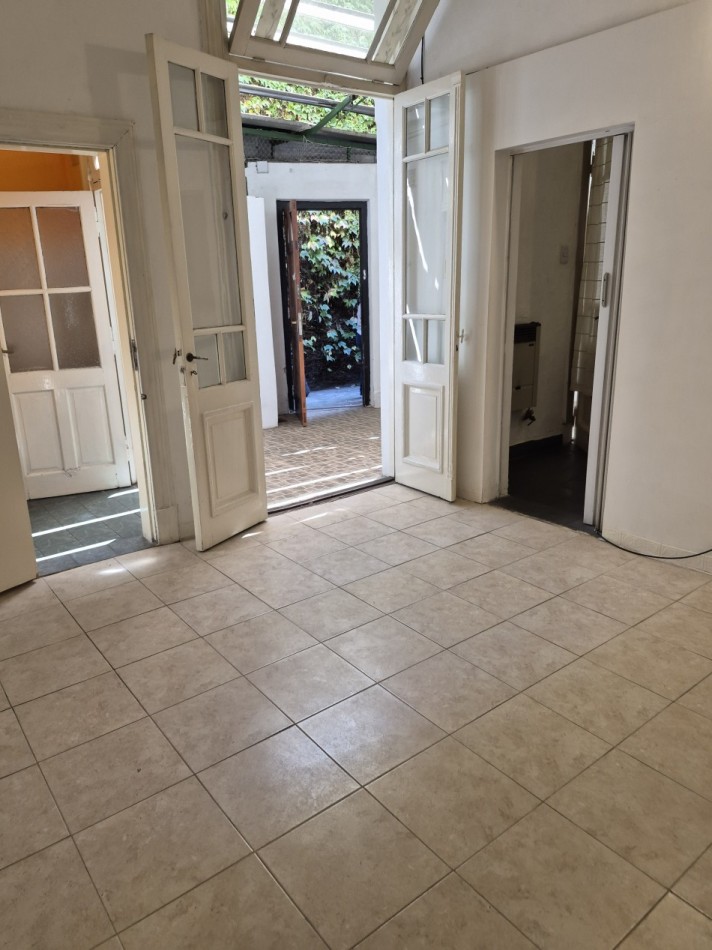 ALQUILER - PH 2 AMBIENTES