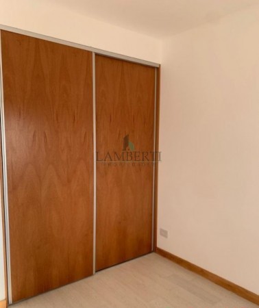 VENTA - DEPARTAMENTO 3 AMBIENTES con doble cochera