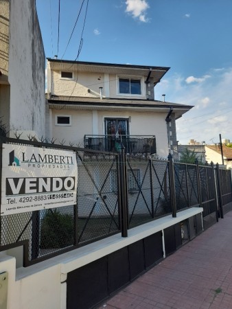 VENTA- Departamento a metros de Lomitas