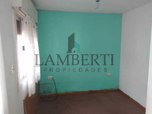 VENTA PH 2 ambientes con patio