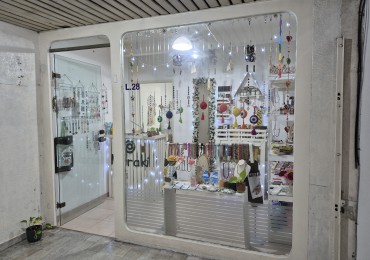 VENTA- LOCAL GALERIA VISION