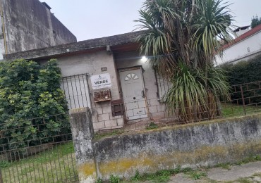 VENTA - CASA 3 AMBIENTES A REFACCIONAR